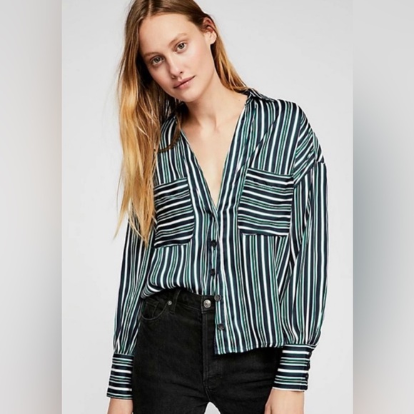 Free People Loose Blouse in Blue/White/Black Stripes SMALL - W558 - Picture 1 of 10
